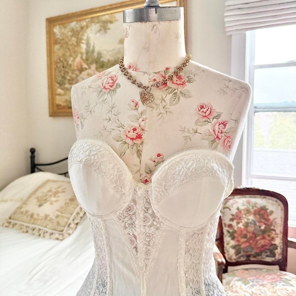 90s di‎ lorenzo white lace corset size 32b - Picture 3 of 7